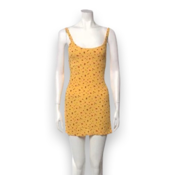 Reformation Puglia Dress in Gwen - Picture 3 of 7